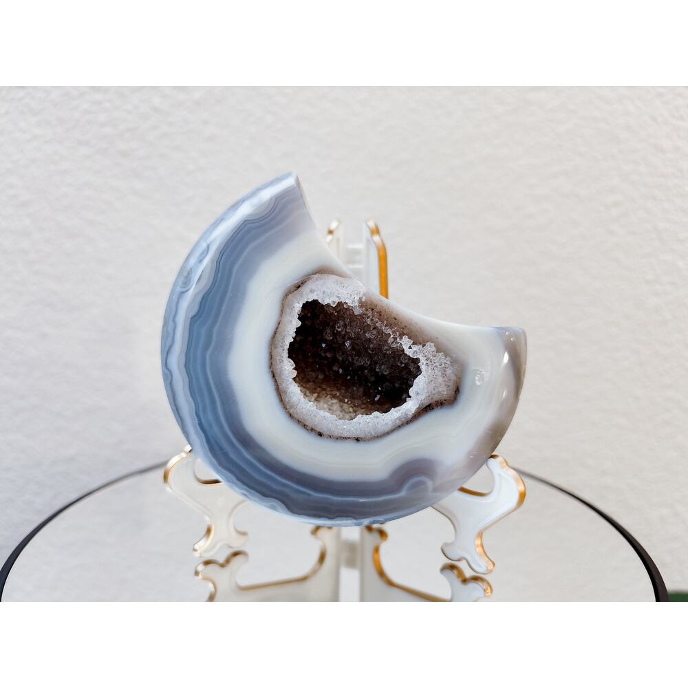 Druzy Agate Moon Crystal Carving